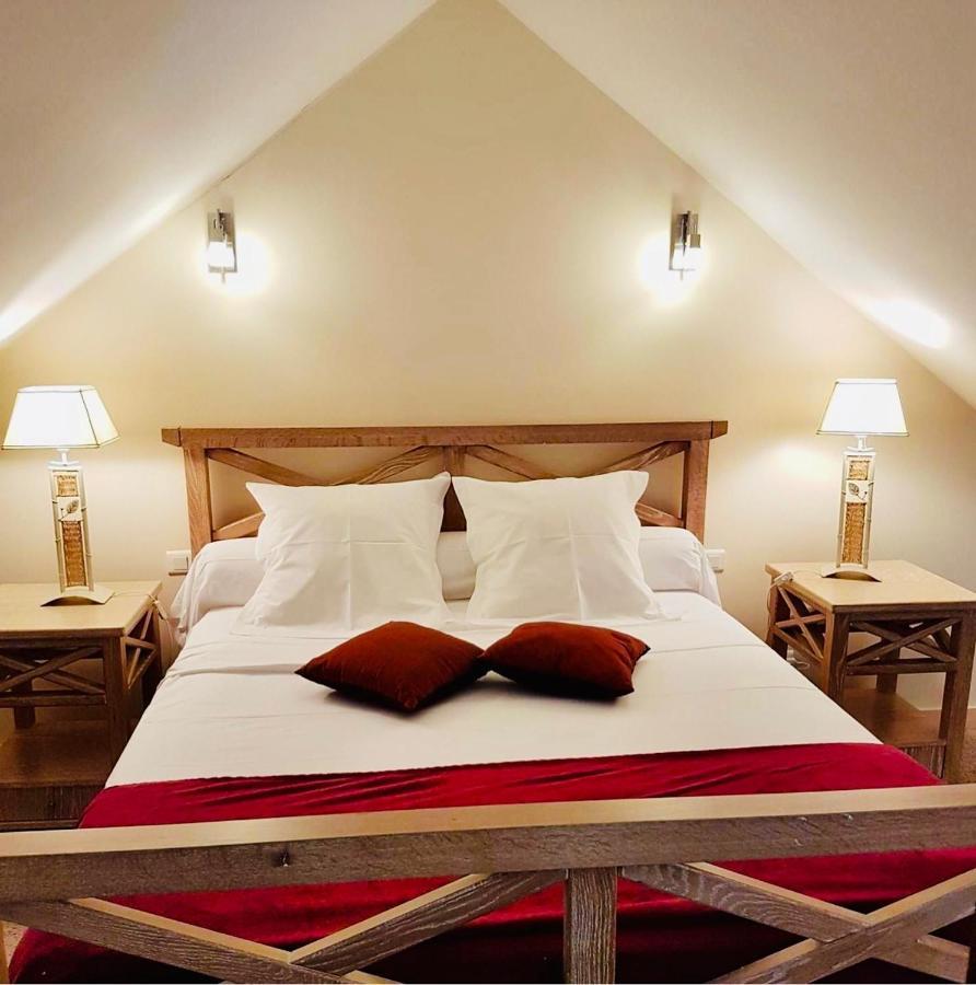 L'Antilope Hotel Nancay Eksteriør billede